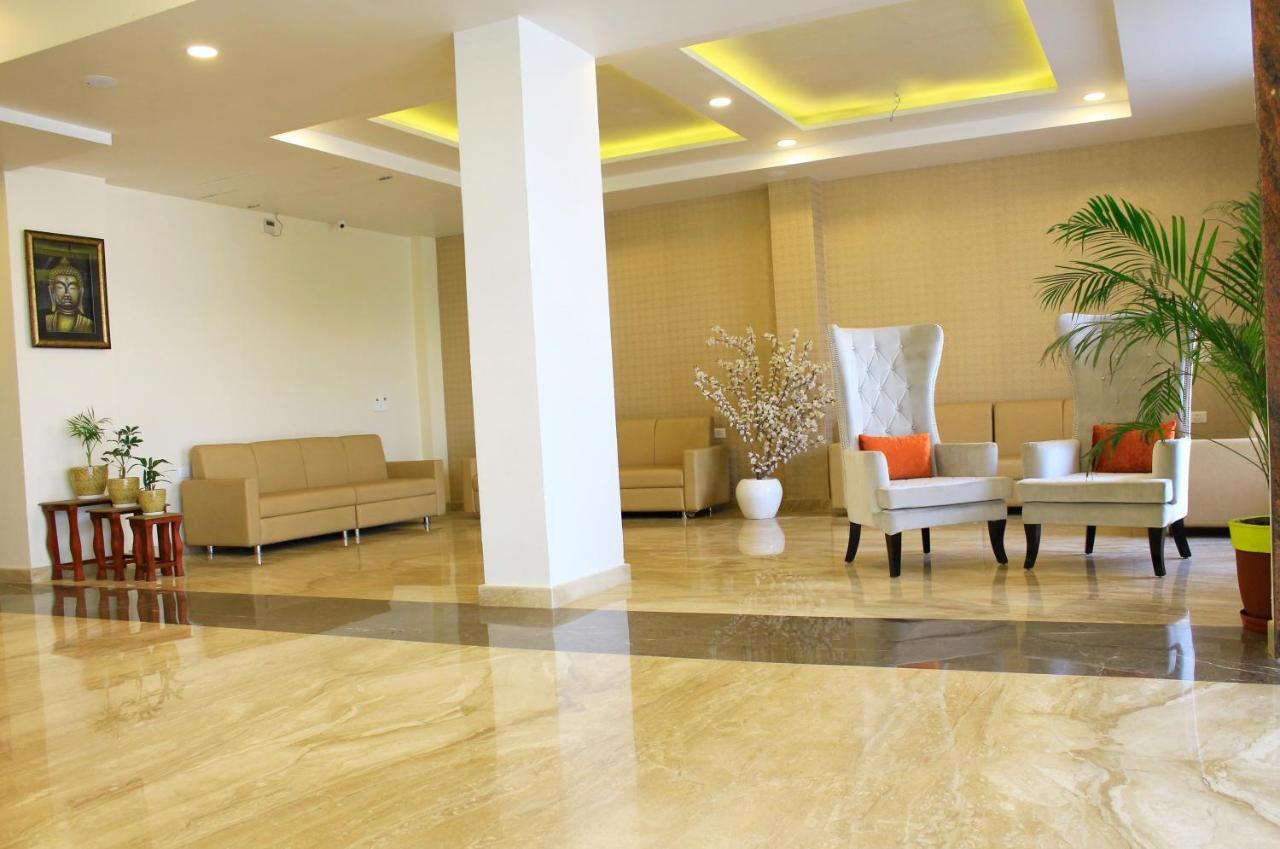 Hotel Radiant Inn Roorkee Exteriér fotografie