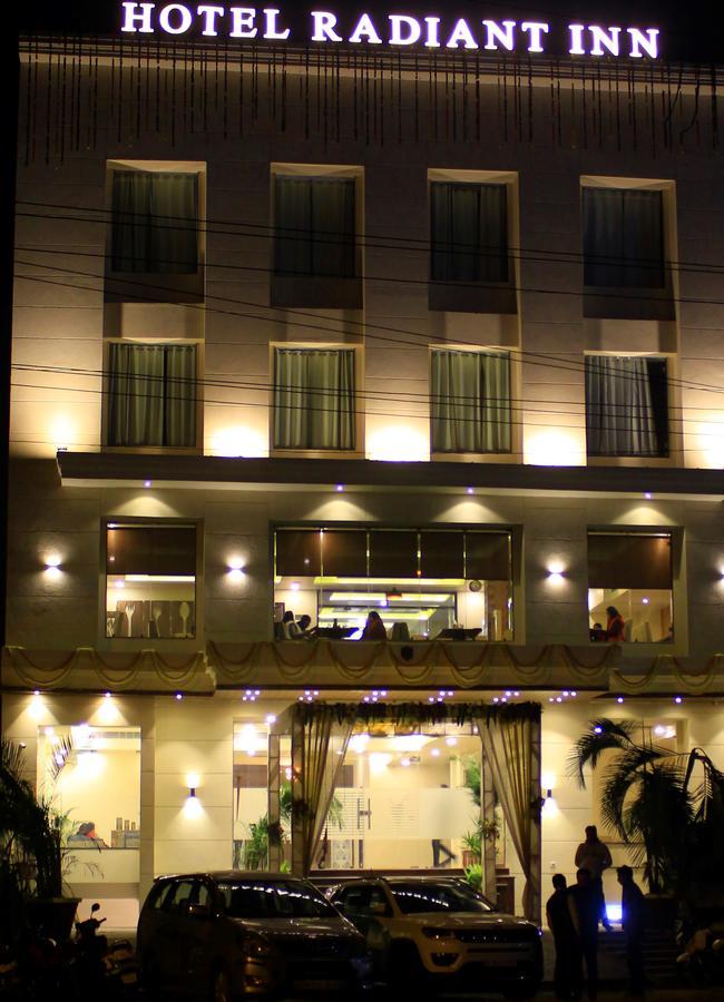 Hotel Radiant Inn Roorkee Exteriér fotografie